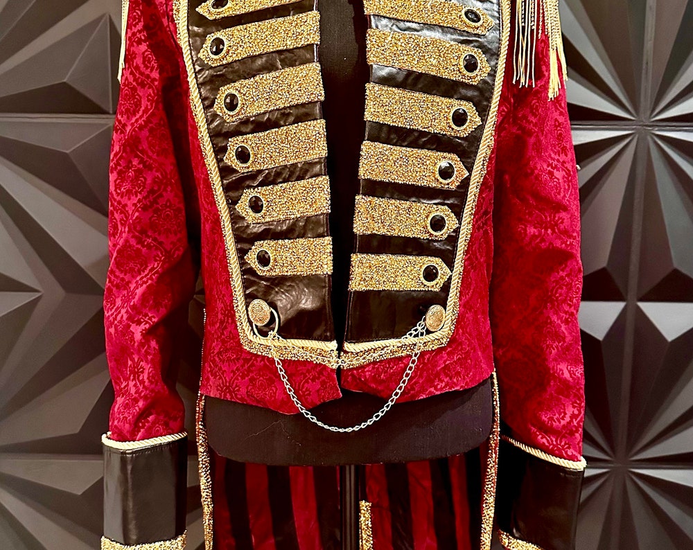 Luxury Ringmaster Costumes